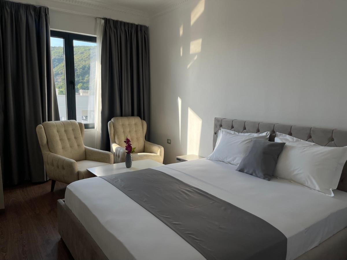 Migi Residence Дуррес Экстерьер фото