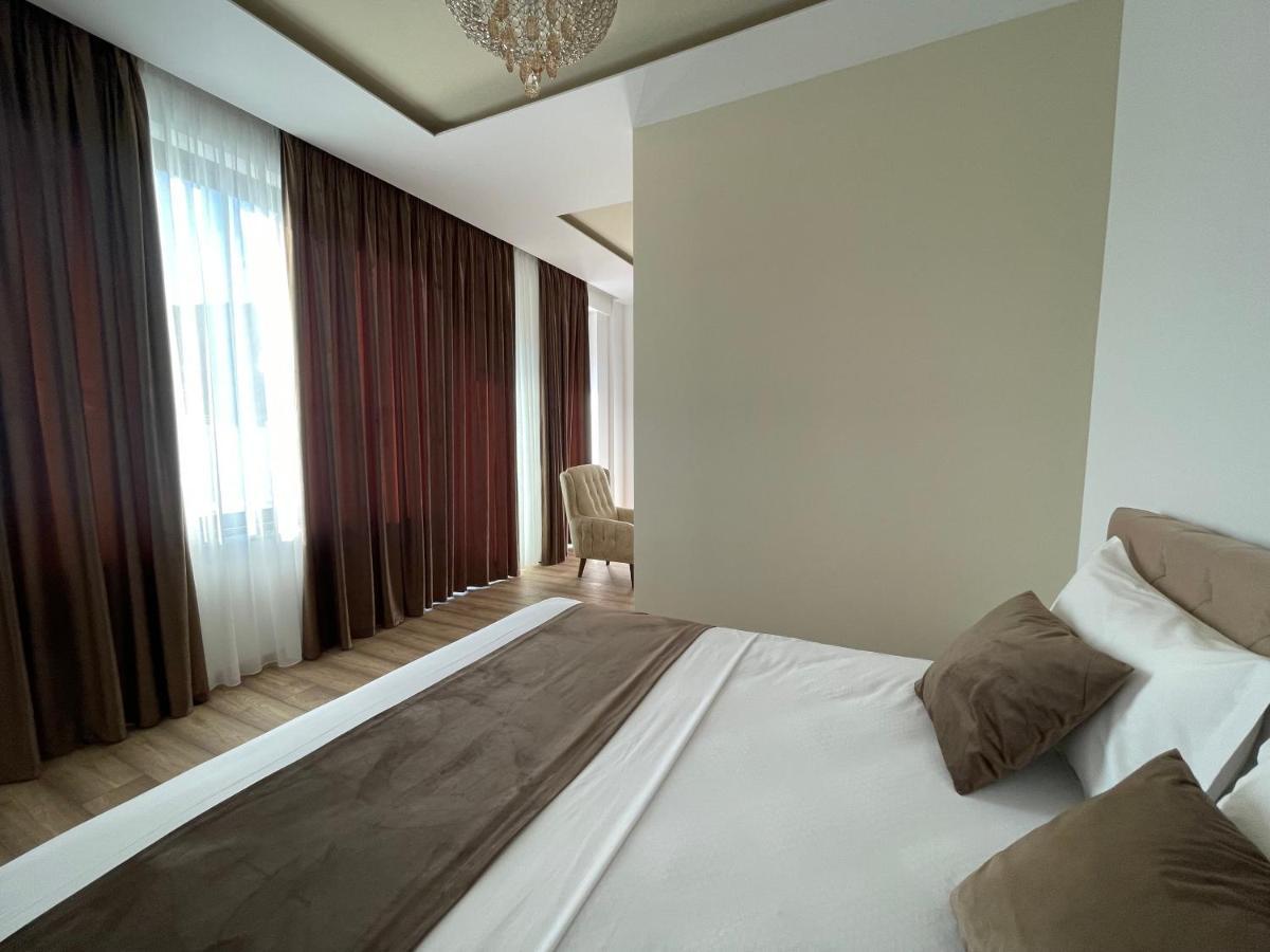 Migi Residence Дуррес Экстерьер фото